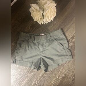 Juicy Couture Y2K Sage Green chino Shorts, size 6